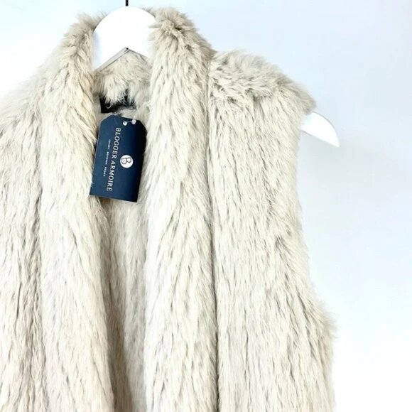 June Putty Rabbit Fur Open-Front Vest - Picture 3 of 7